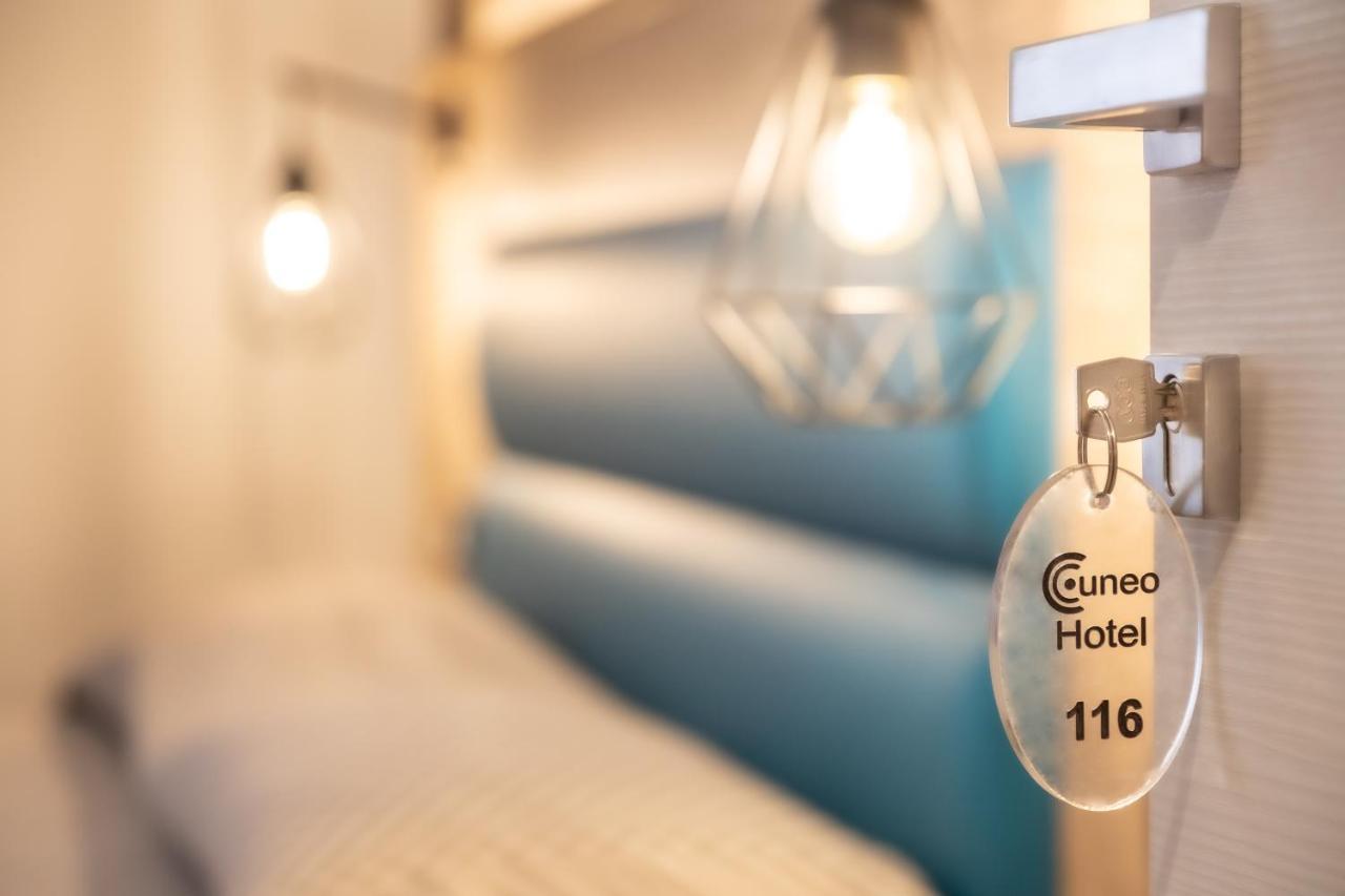 Cuneo Hotel Kültér fotó