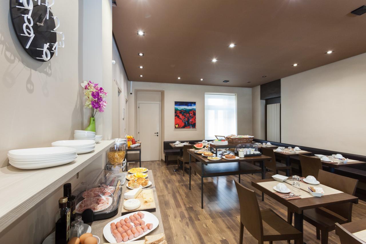 Cuneo Hotel Kültér fotó